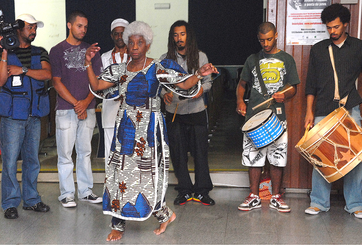 Palestra conta a história do poeta Solano Trindade