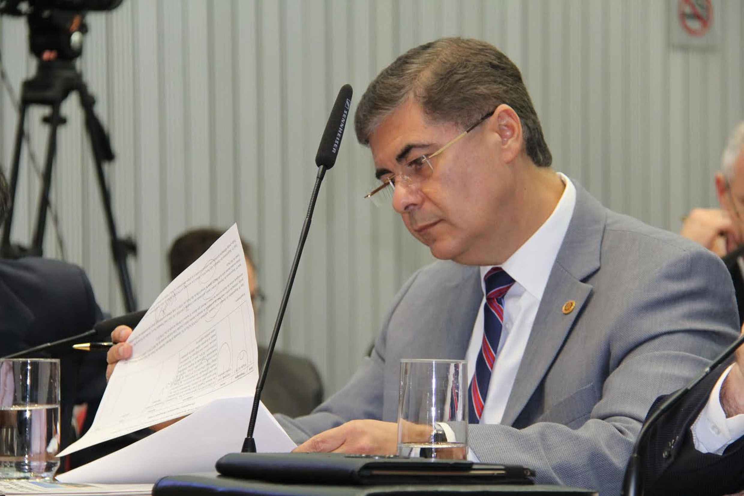 Proposta institui o Dia do Assessor Parlamentar
