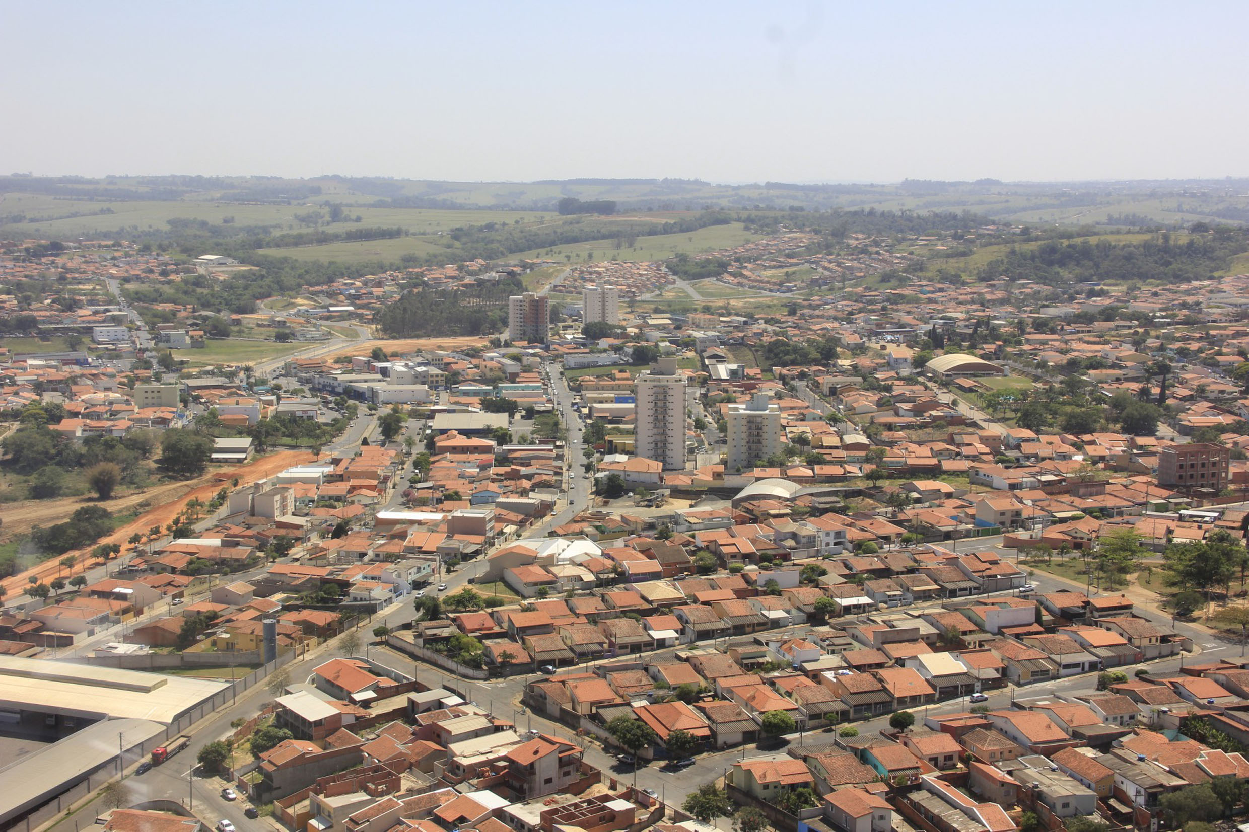 Monte Mor pede verba para nova quadra poliesportiva